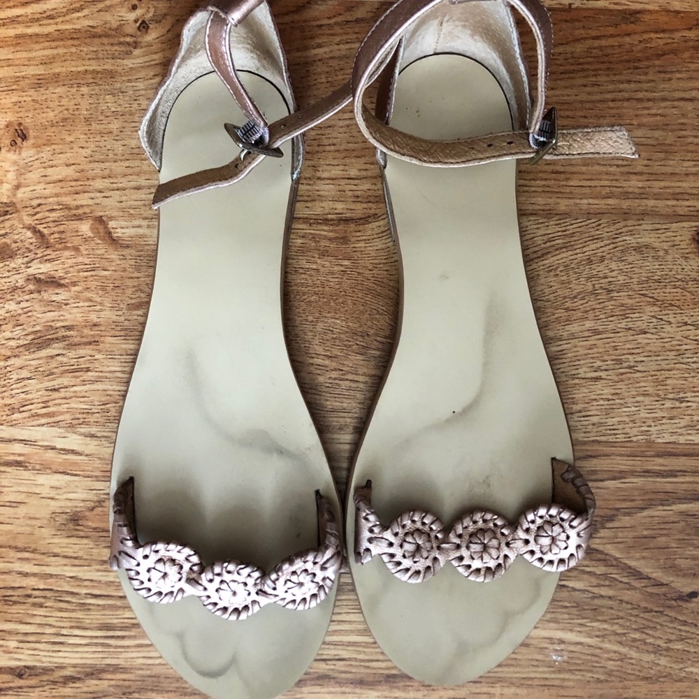 Jack Rogers Daphne Leather Sandal in Rose Gold